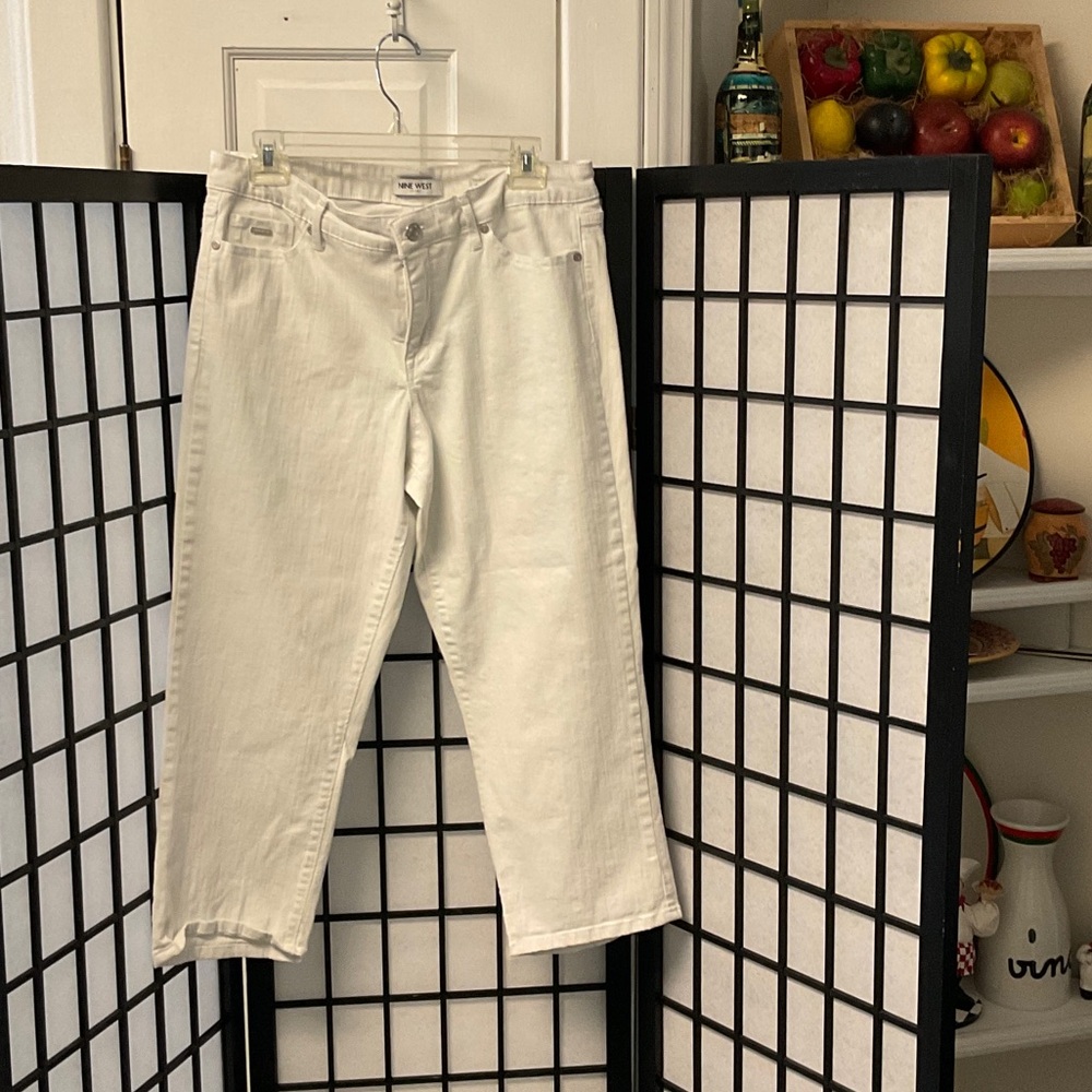 White Denim Jeans. Women’s